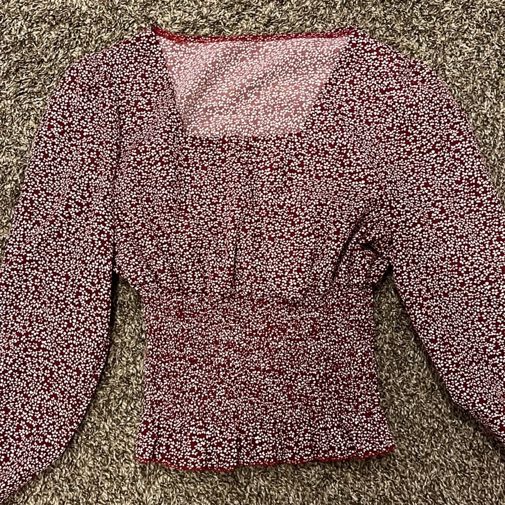 Cropped Burgundy Blouse. Womens S.